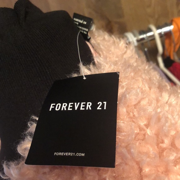 NWT Fluffy Pink Forever 21 Jacket 🧥 - Picture 6 of 17